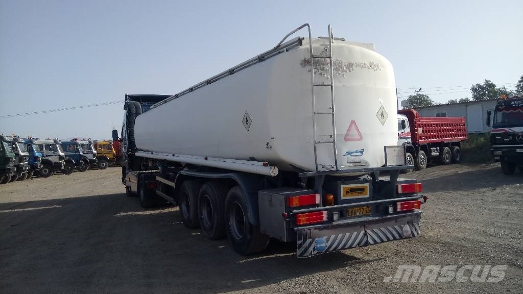 Volvo FH16 Camiones cisternas