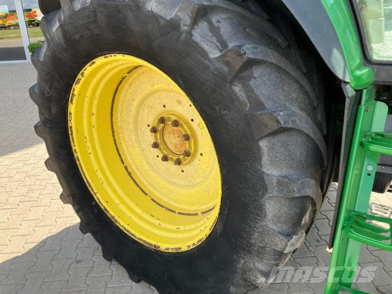 John Deere 7430 Traktori
