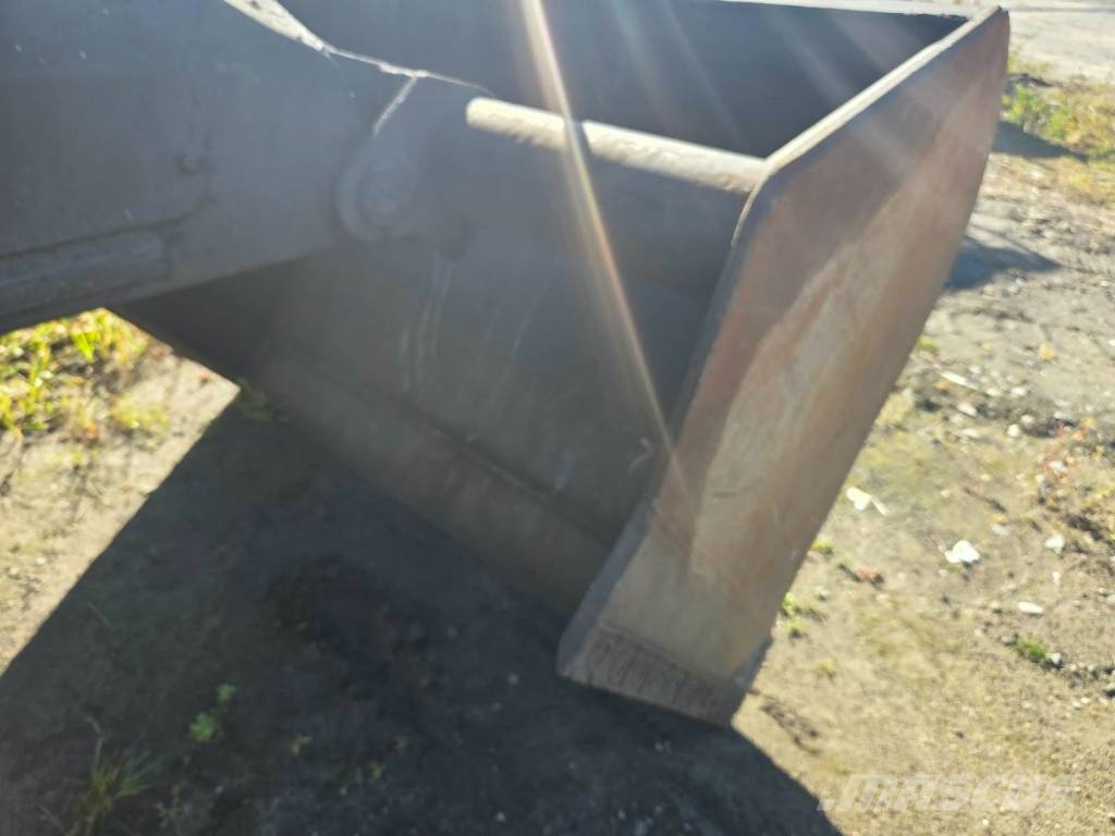 Liebherr 934 C Bagri za prekladanje primarnih/sekundarnih surovin
