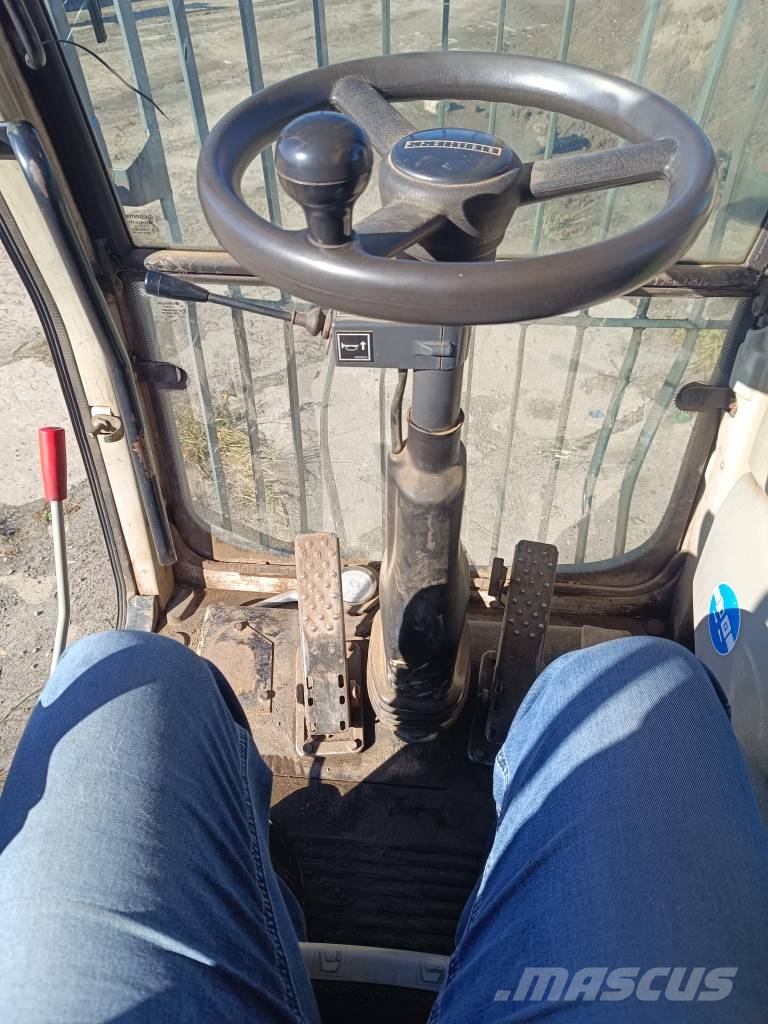 Liebherr 934 C Bagri za prekladanje primarnih/sekundarnih surovin