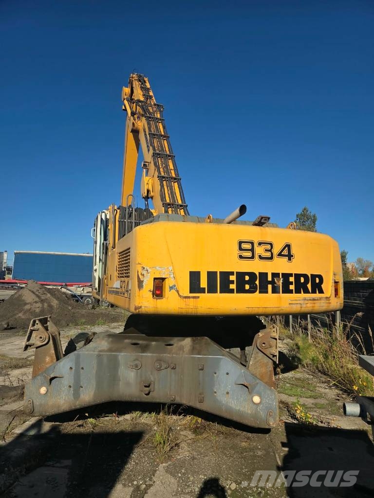 Liebherr 934 C Bagri za prekladanje primarnih/sekundarnih surovin
