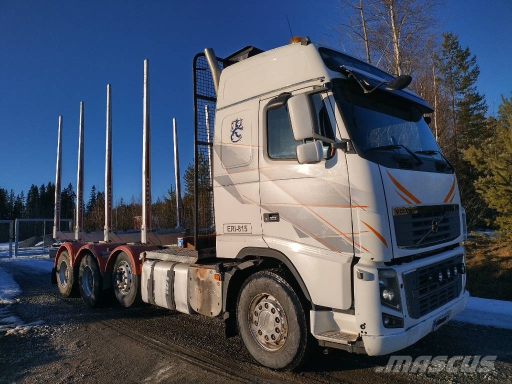 Volvo FH750 puuvarustus, napaperät,trippeli Miškovežių vilkikai