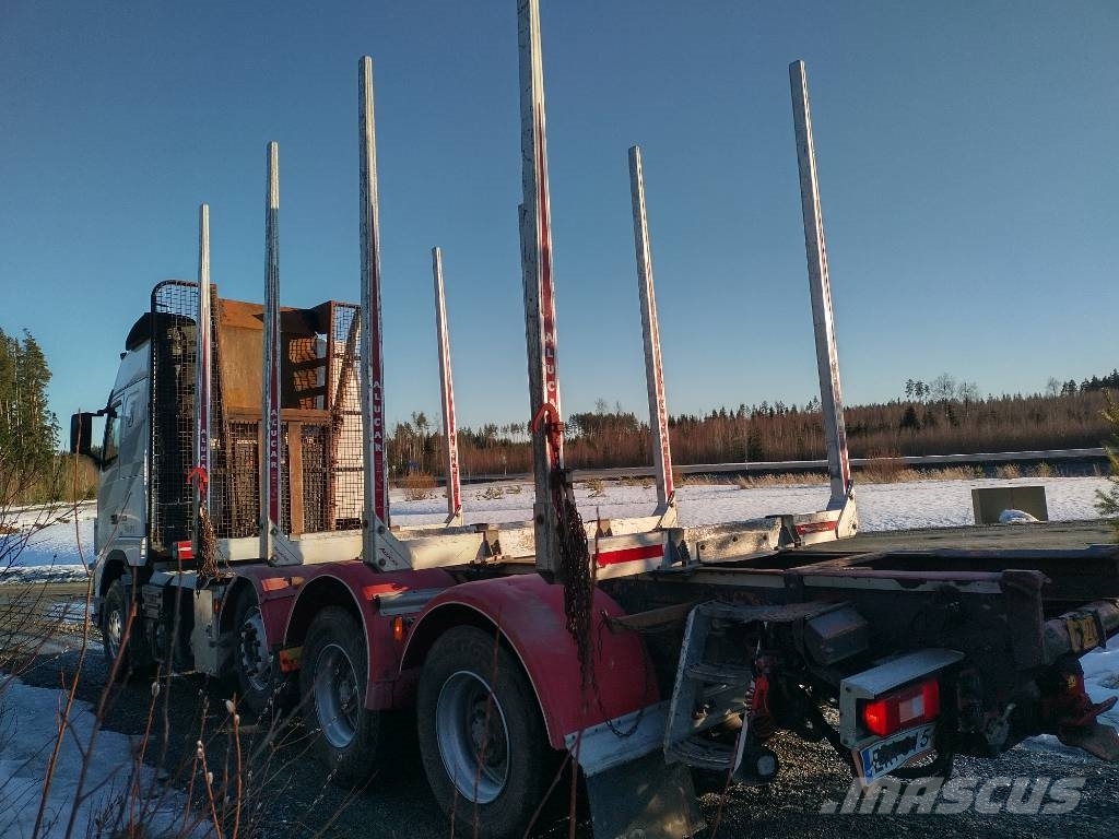 Volvo FH750 puuvarustus, napaperät,trippeli Miškovežių vilkikai