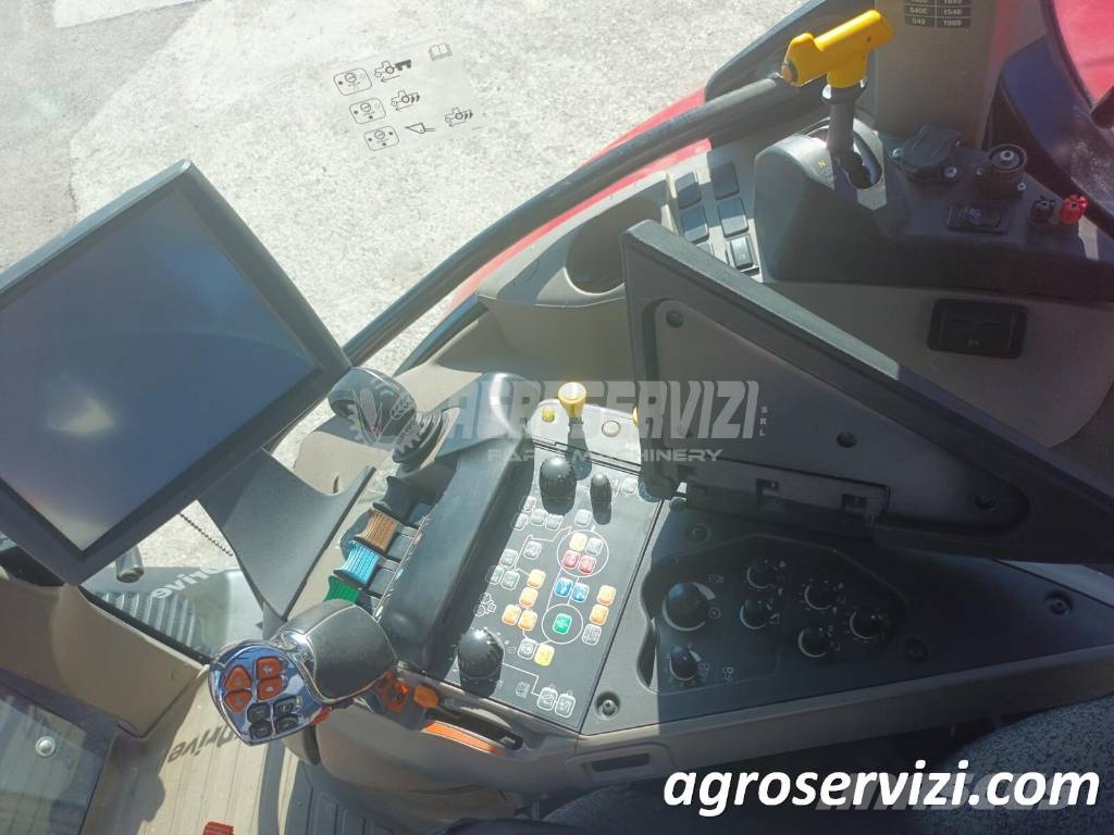 Case IH CVX 150 Tractores