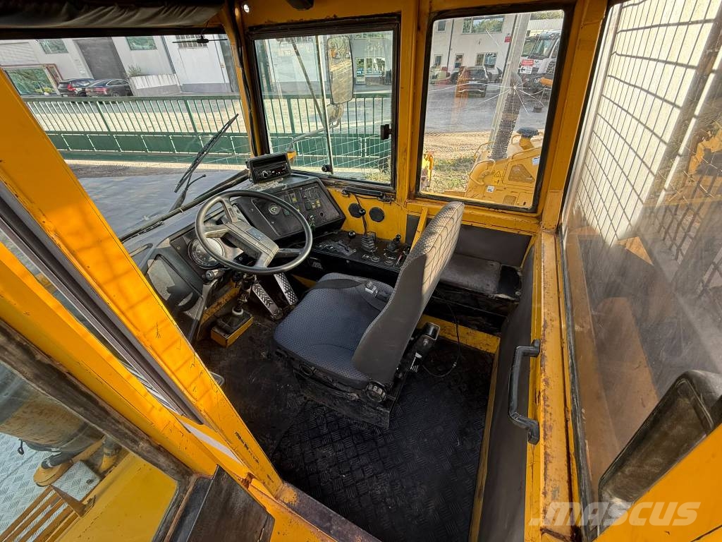 Volvo A 35, A35 Dumpperit