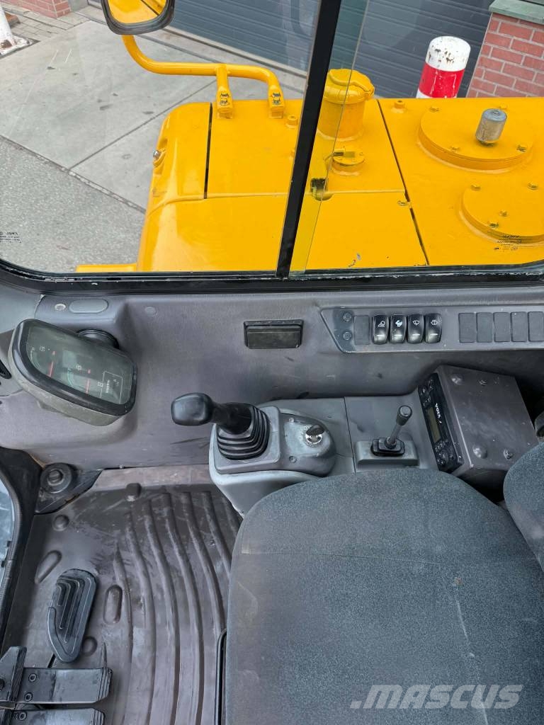 Volvo EC 55D حفارات صغيرة أقل من 7 طن (حفارات صغيرة)