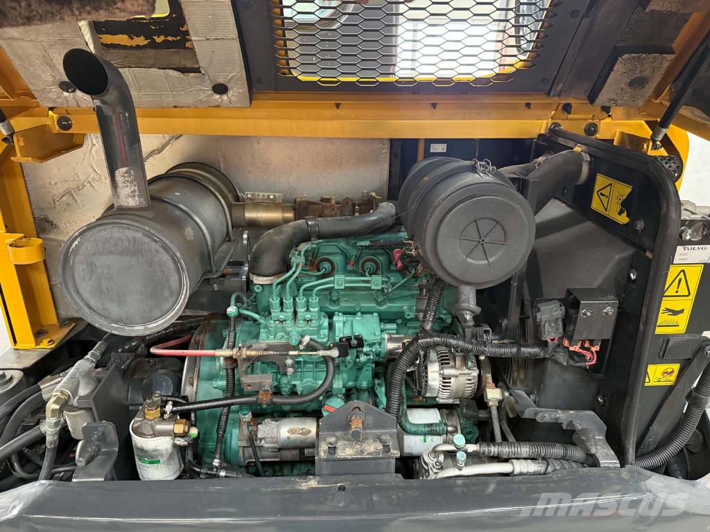 Volvo EC 55D حفارات صغيرة أقل من 7 طن (حفارات صغيرة)