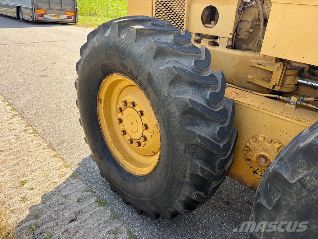 CAT 140H Graders