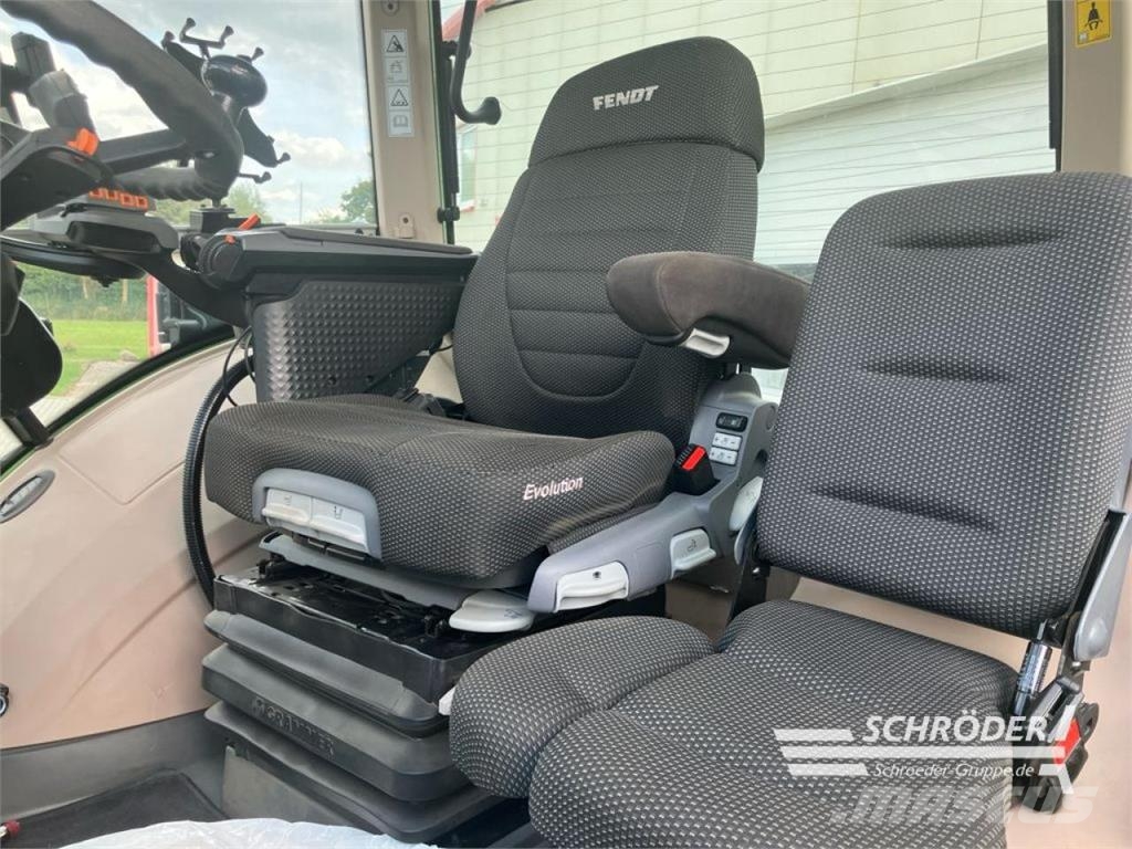 Fendt 936 VARIO GEN7 PROFI PLUS الجرارات