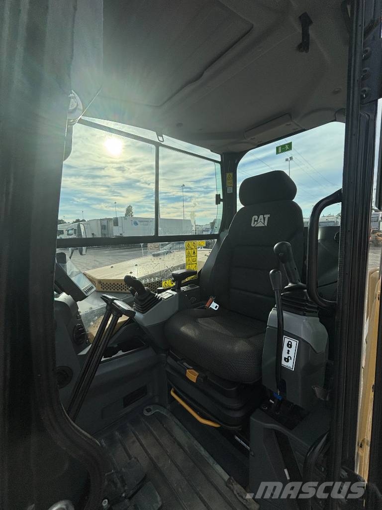 CAT 306 CR Mini excavadoras < 7t