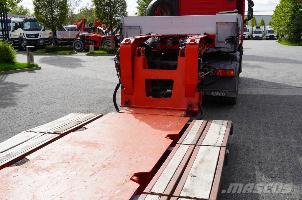 Kässbohrer LB2 TIEF-BETT low loader semi-trailer/16.5m/2units Low loader-semi-trailers