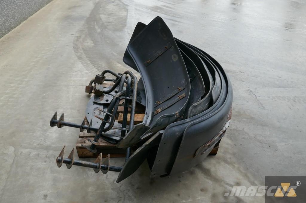 CAT 140M Fender set Transport - drugo