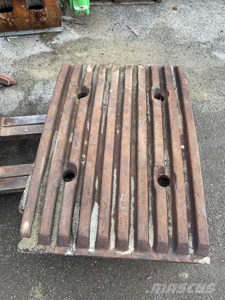Extec, sandvik C10 / j 241 Ehituspurustid