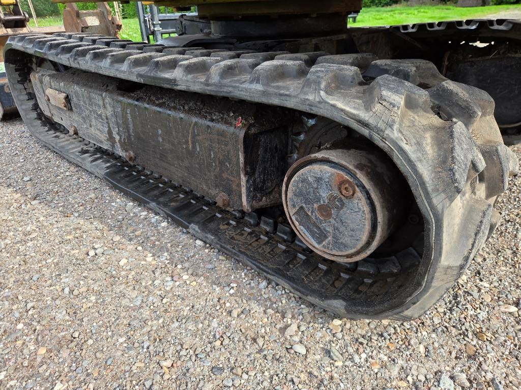 CAT 302.5 C Mini bagri <7t
