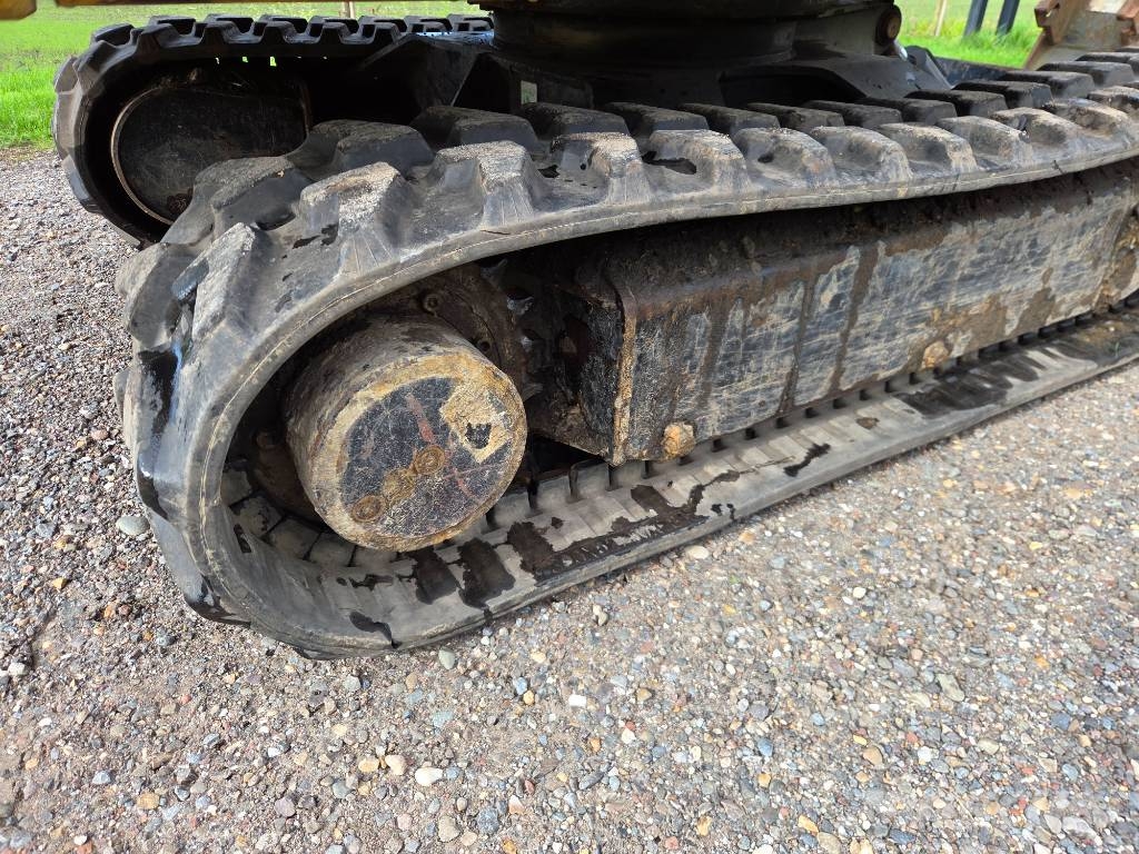 CAT 302.5 C Mini bagri <7t