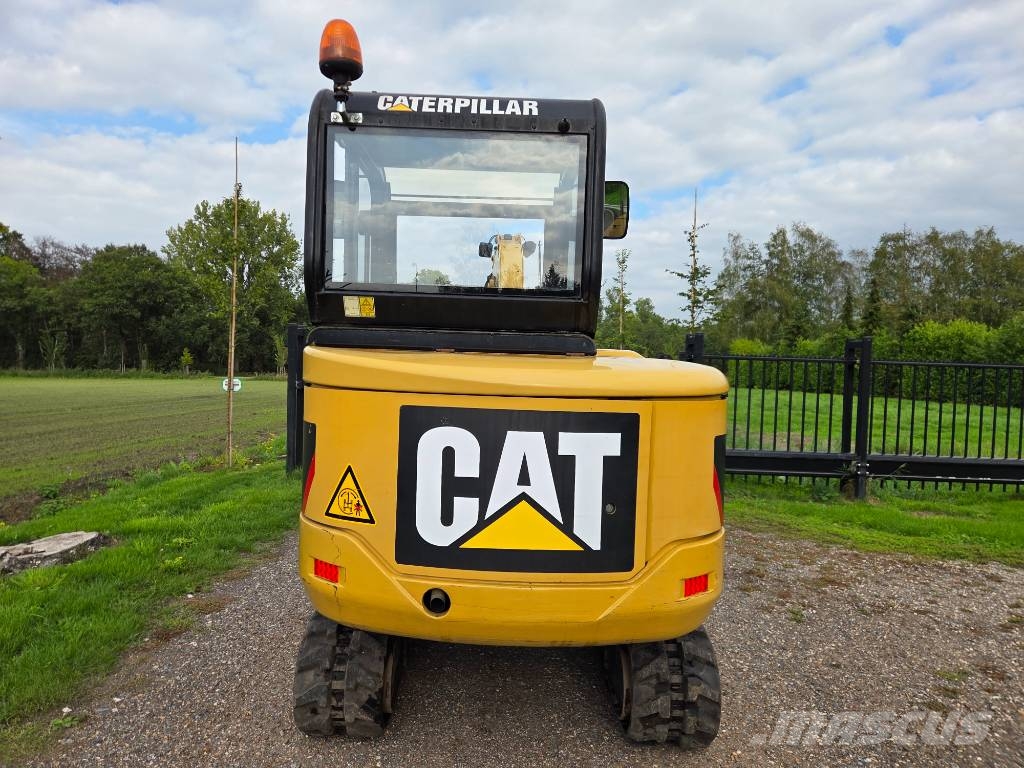 CAT 302.5 C Mini bagri <7t