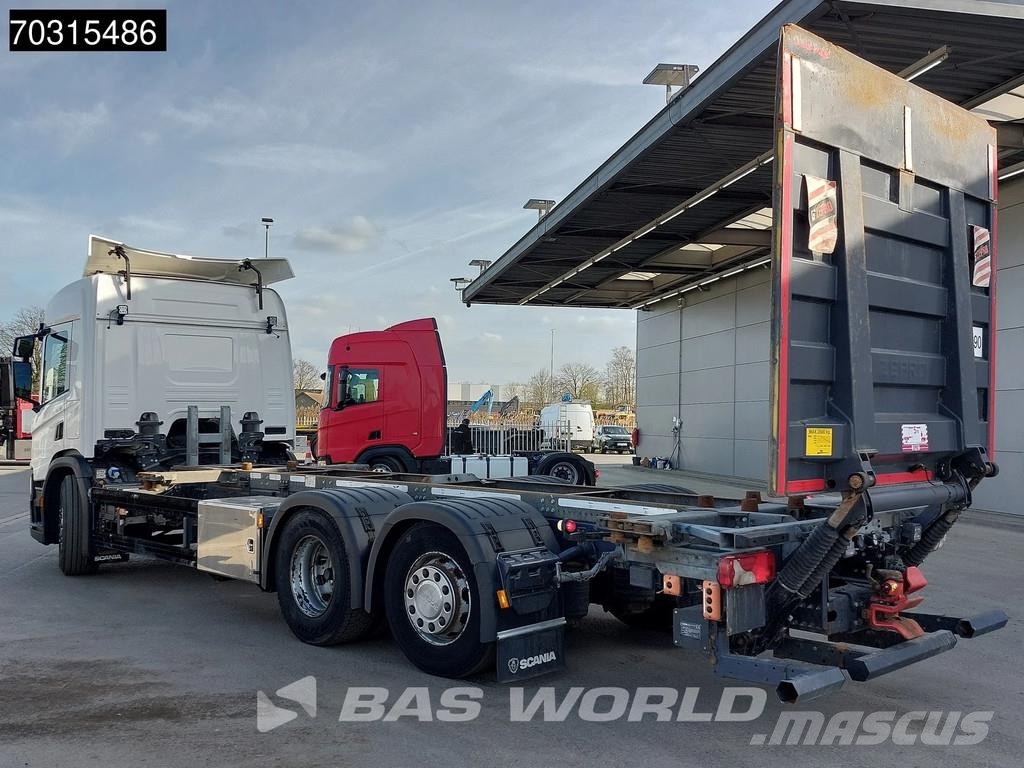 Scania P500 P 6X2 Full Air Zepro 2500kg Ladebordwand Lift شاحنات قابلة للفك