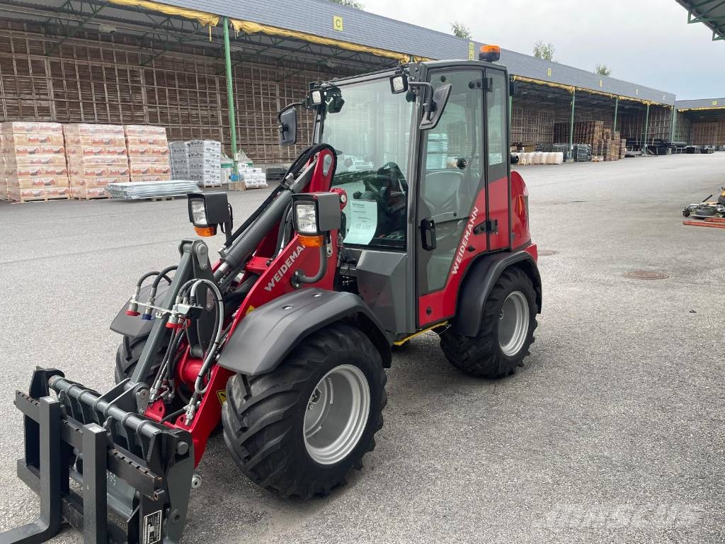 Weidemann 1260 LP لوادر صغيرة