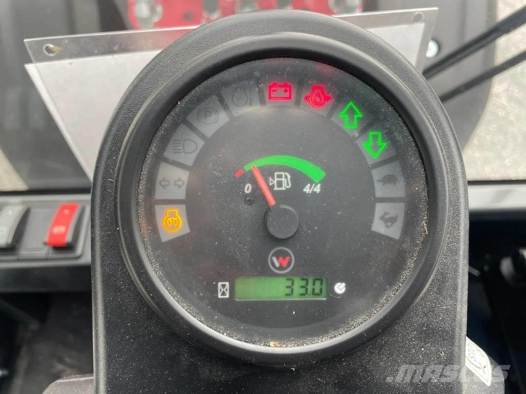Weidemann 1260 LP لوادر صغيرة