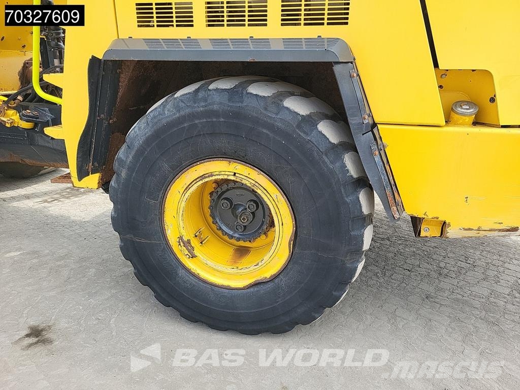 Komatsu HM300-3 Camiones articulados