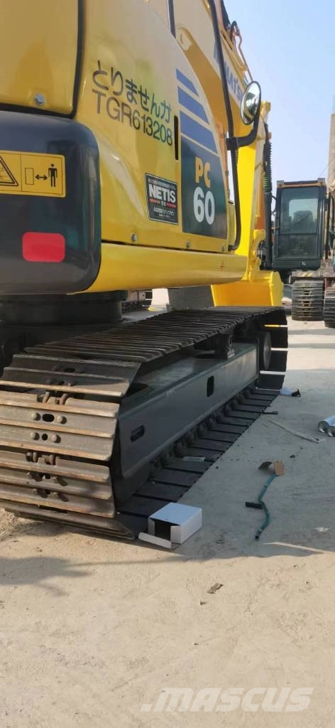 Komatsu 60-8 Pelle sur chenilles