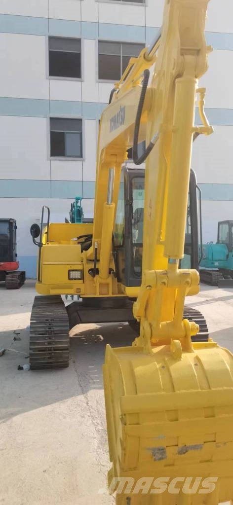 Komatsu 60-8 Pelle sur chenilles