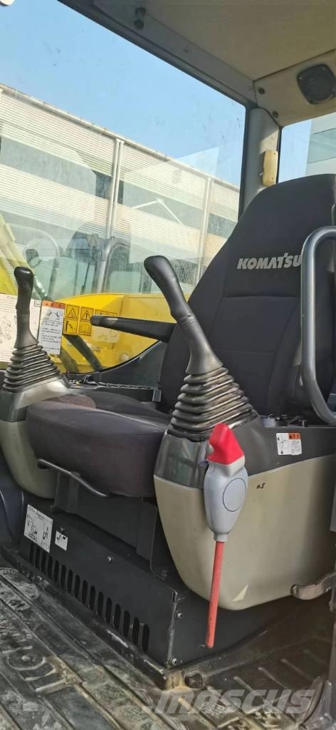 Komatsu 60-8 Pelle sur chenilles