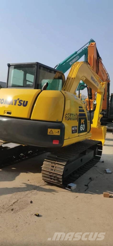 Komatsu 60-8 Pelle sur chenilles