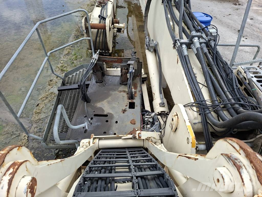 Sennebogen 830E K17 (only upperstructure with damaged cabin) Bagri za prekladanje primarnih/sekundarnih surovin