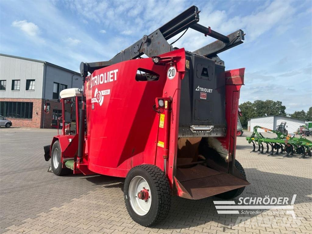 Trioliet SMARTTRAC 1-1200 Mešalne hranilnice