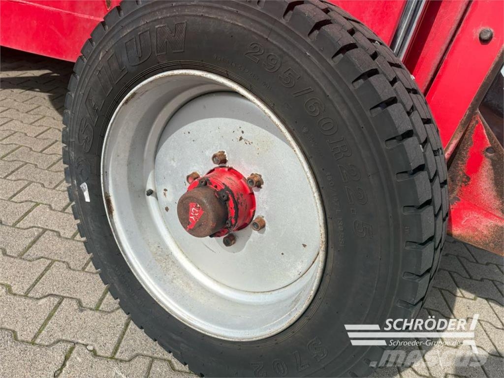 Trioliet SMARTTRAC 1-1200 Mešalne hranilnice
