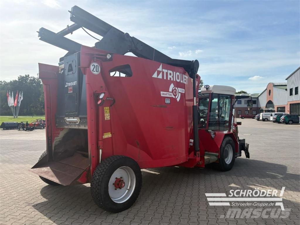 Trioliet SMARTTRAC 1-1200 Mešalne hranilnice