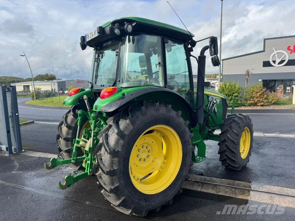 John Deere 5075M POWER REVERSER 16/16 Traktori