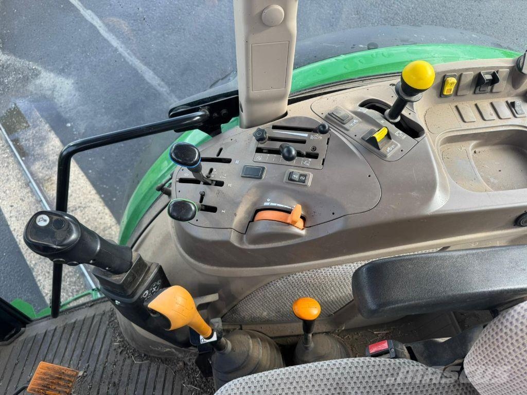 John Deere 5075M POWER REVERSER 16/16 Traktori