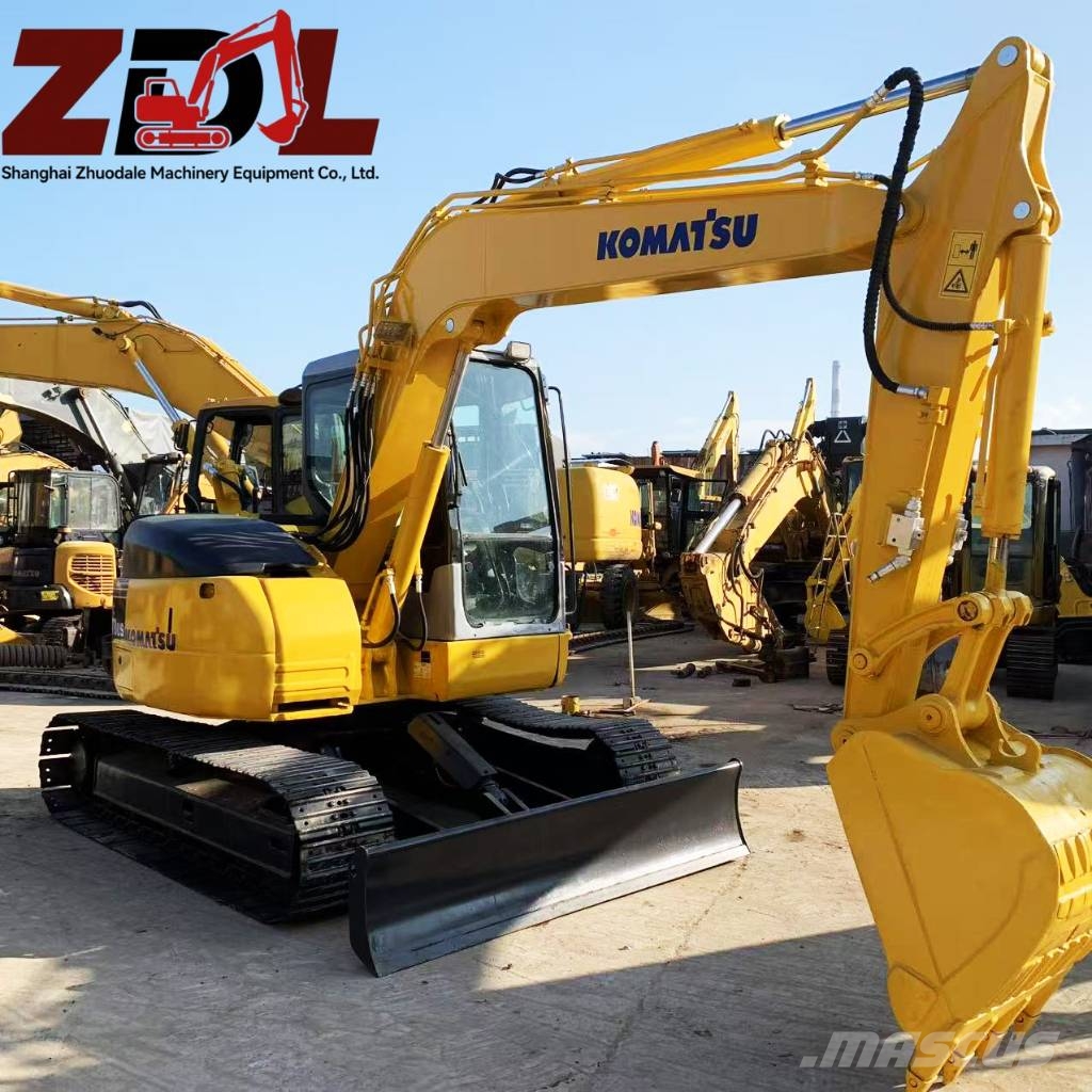 Komatsu PC 78 US حفارات وسط 7 طن - 12 طن