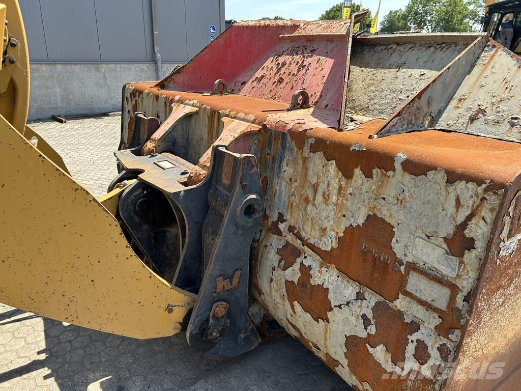 CAT 972-14 Wheel loaders