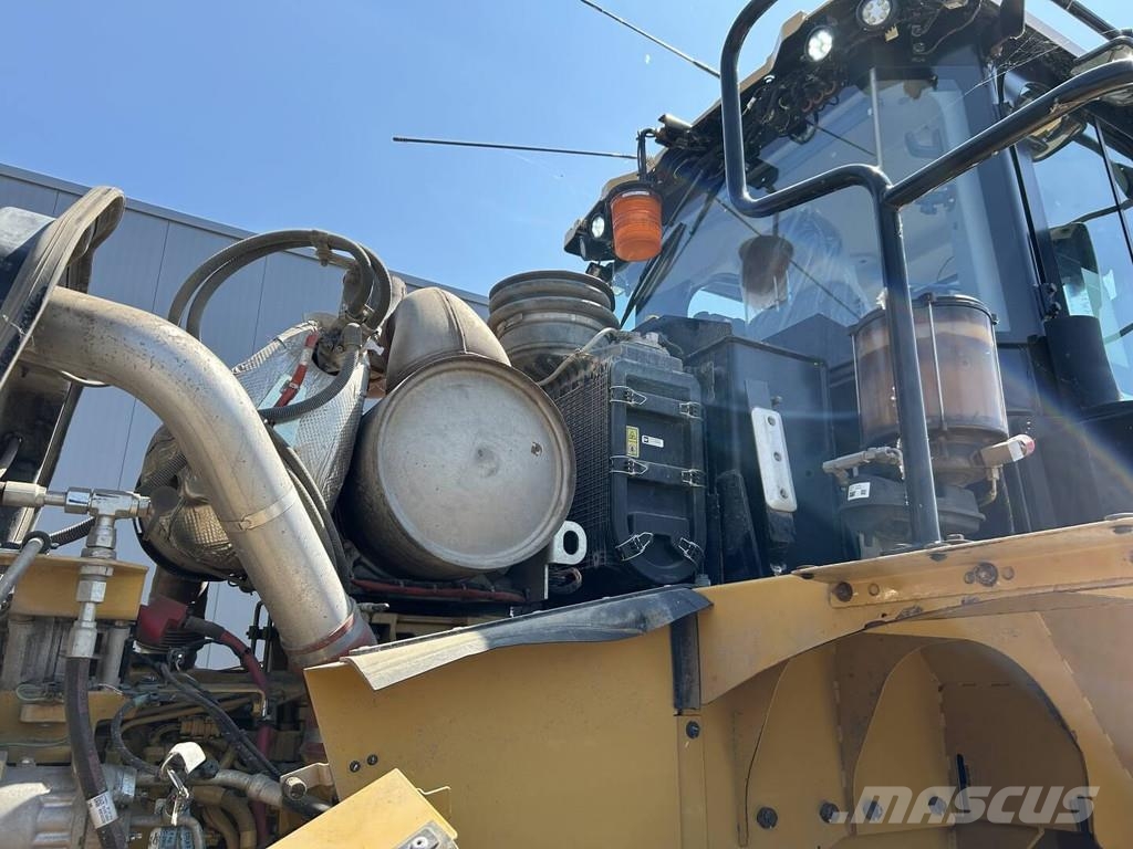 CAT 972-14 Wheel loaders
