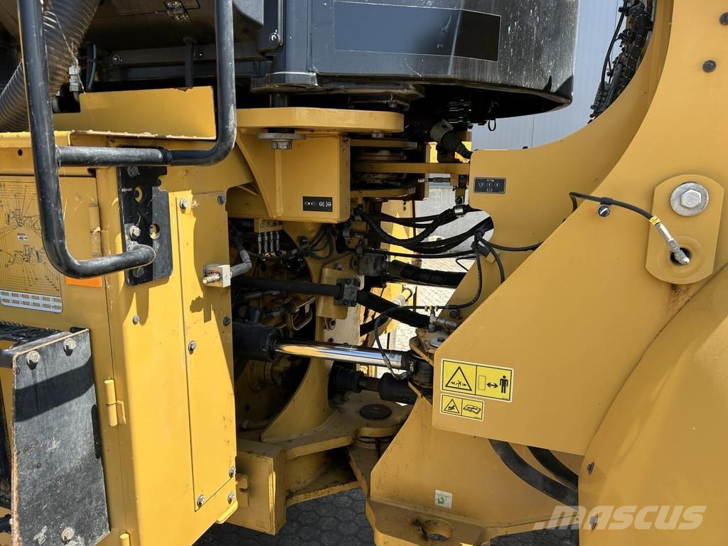 CAT 972-14 Wheel loaders