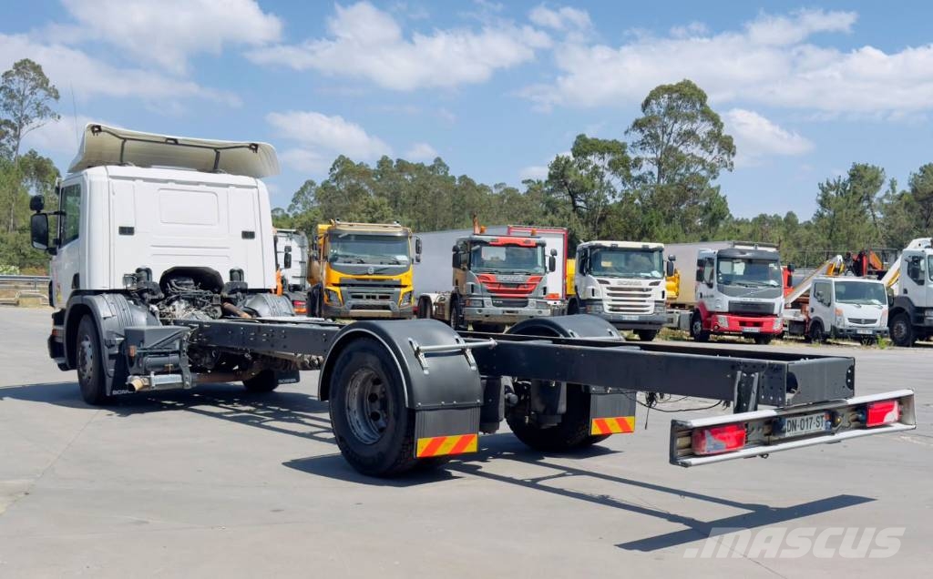 Scania P 320 Châssis cabine