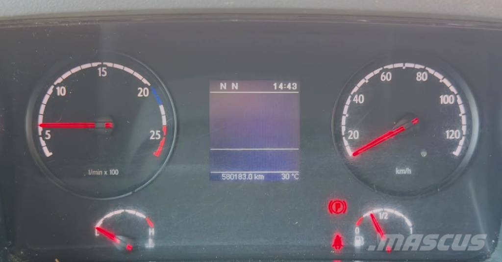 Scania P 320 Châssis cabine