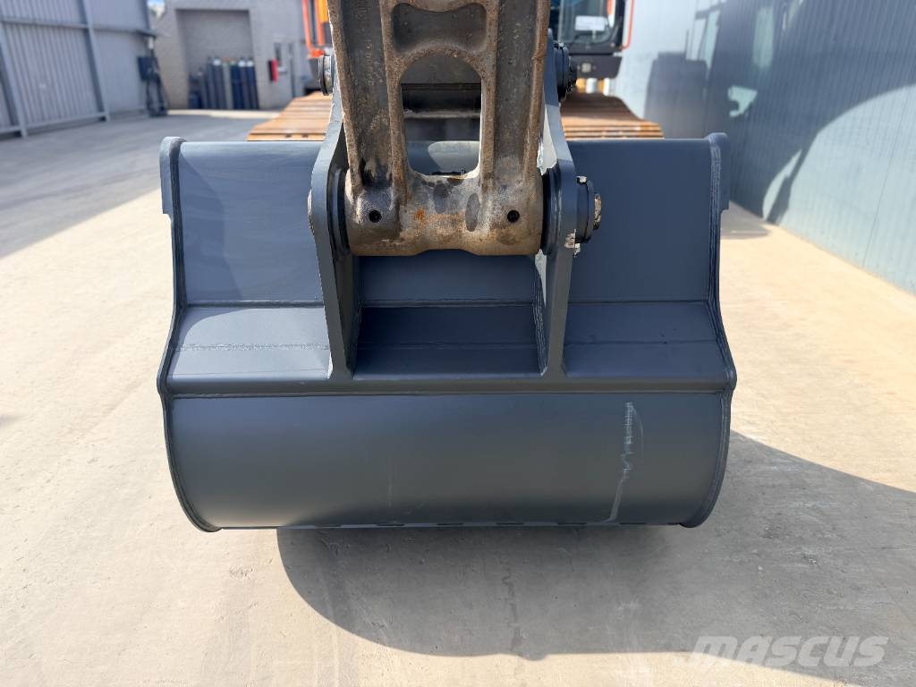 Volvo EC300E L Raupenbagger