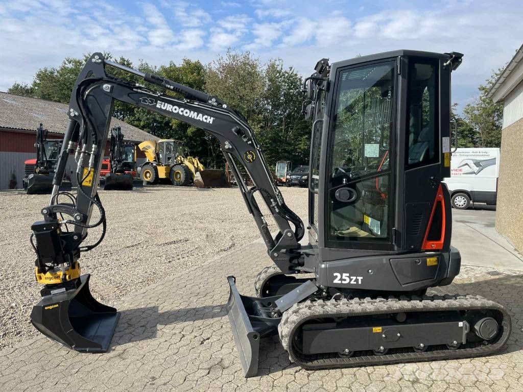 Eurocomach 25 ZT Мини-экскаваторы