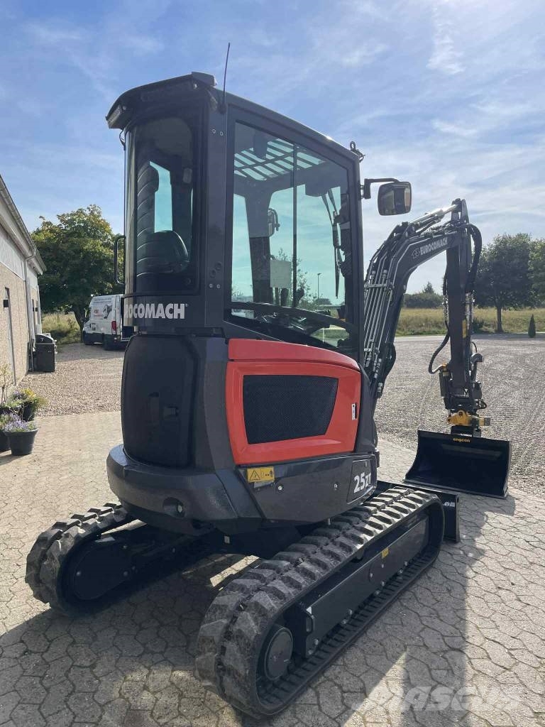 Eurocomach 25 ZT Мини-экскаваторы
