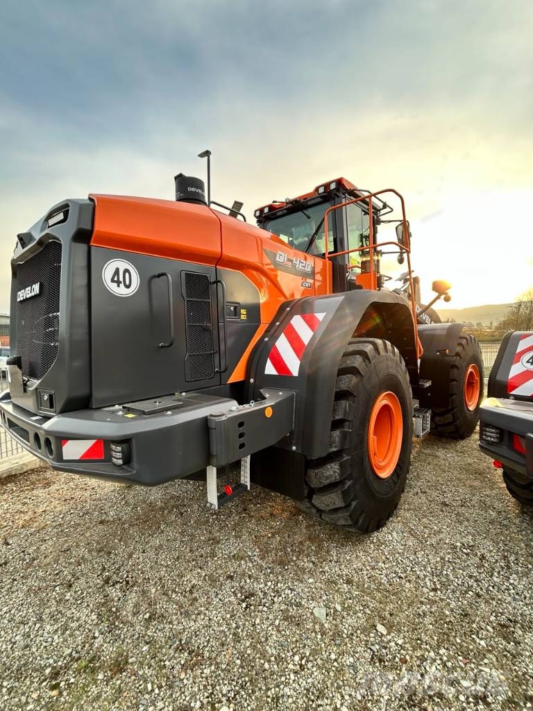 Develon DL 420 CVT-7 Tekerlekli yükleyiciler