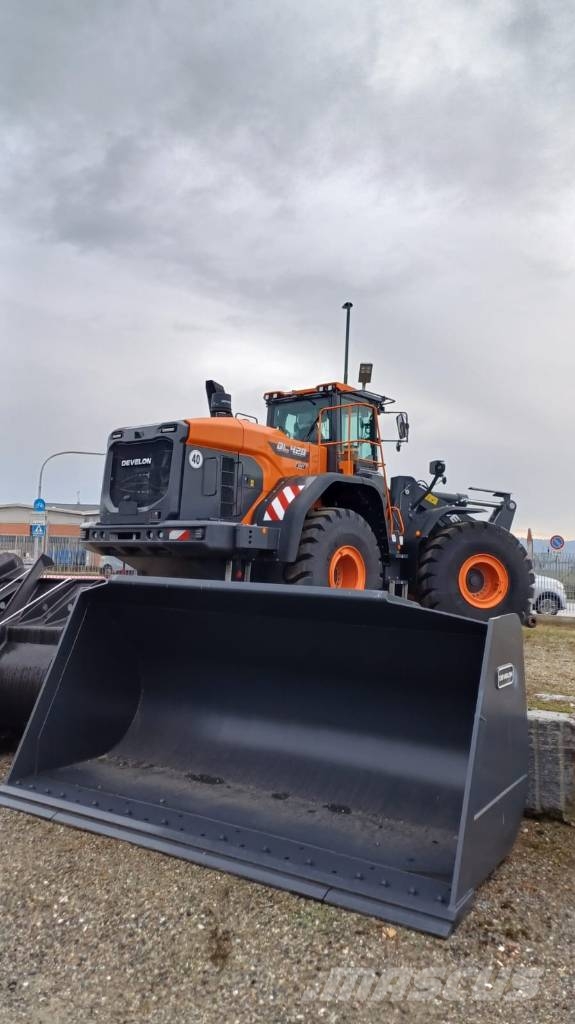 Develon DL 420 CVT-7 Tekerlekli yükleyiciler
