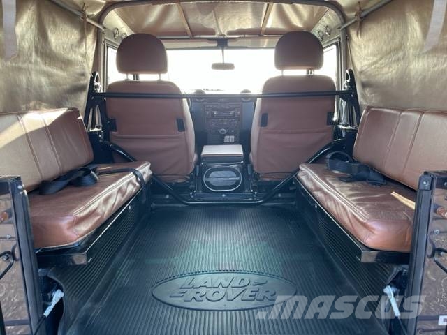 Land Rover Defender 90 iconic soft top year 2013 Voiture
