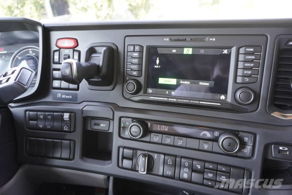 Scania R500 / KRONE 19 EPAL refrigerator / Doppelstock / شاحنات بدرجة حرارة قابلة للضبط