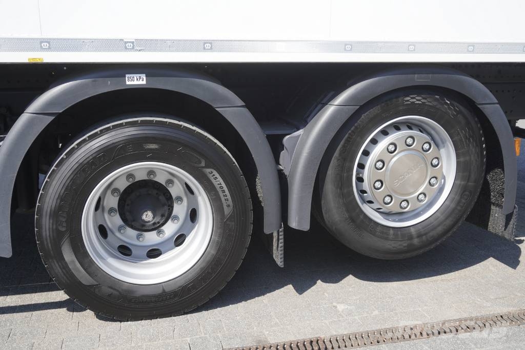 Scania R500 / KRONE 19 EPAL refrigerator / Doppelstock / شاحنات بدرجة حرارة قابلة للضبط