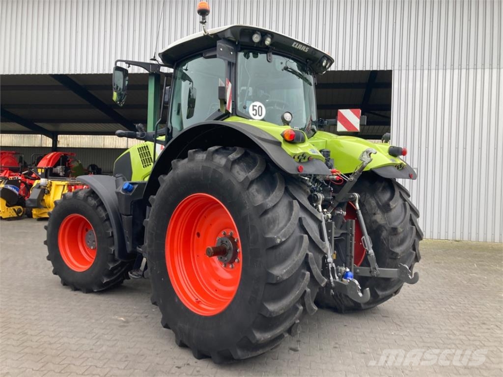 CLAAS Axion 810 CM Cis+ 트랙터