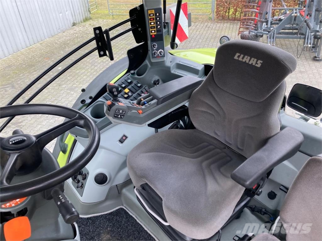 CLAAS Axion 810 CM Cis+ 트랙터